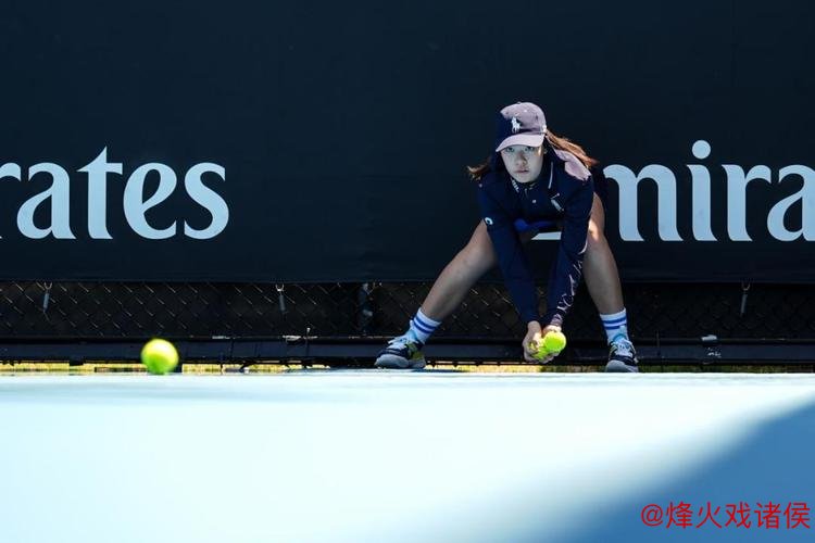 体验大满贯赛场魅力，六名中网球童启程澳网