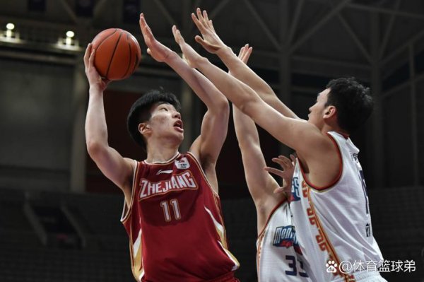 香港六合彩网站 余嘉豪17+12吴前15分 浙江力克上海3-2晋级四强